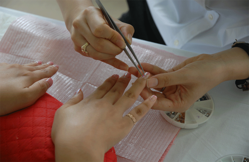nail salon fumes bad for you